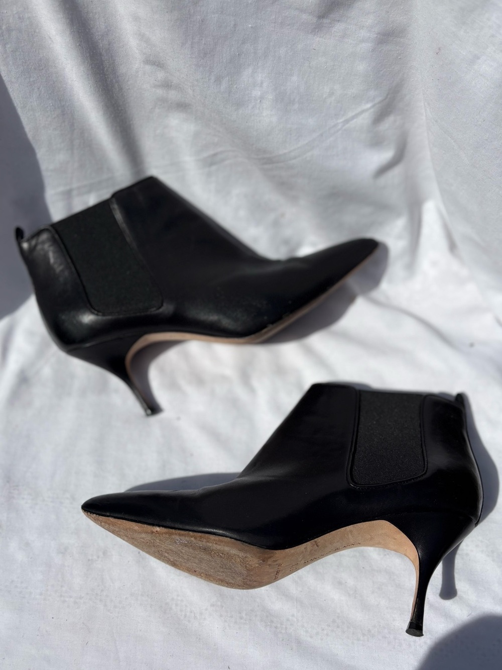 Manolo Blahnik Black Leather Pointed-Toe Stiletto Booties